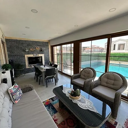 Вилла With Pool Close To Alacati